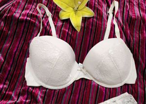 Elegant White Lingerie Set