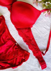 Red Lingerie Set