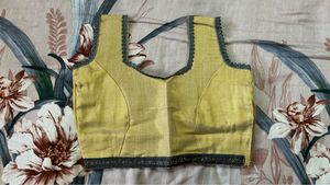 Set Of 2 Blouse With Chain