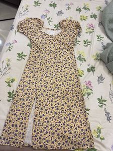 Cute Floral Print Midi Dress (length-40inch)
