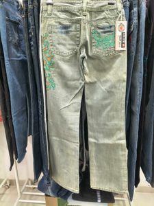 Embroidered Straight-Leg Jeans