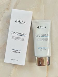 d'Alba UV Essence Waterfull+ Sun Cream