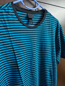 H&amp;M Blue Striped T-Shirt