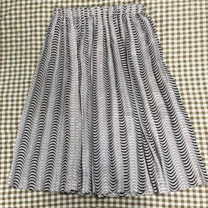 Flowy Patterned Midi Skirt