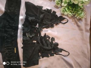 Black Lace Lingerie Set