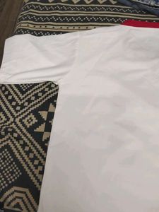 Retro 33 Graphic T-Shirt