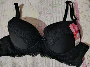 Black Lace Bra &amp; Panty Set 36C
