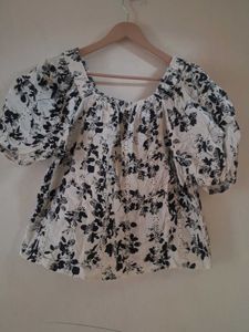 Chic Floral Print Puff Sleeve Top