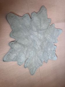 Decorative Snowflake Rug