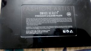Eyeshadow &amp; Blush palette NEW