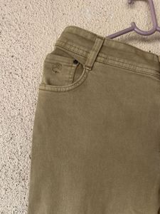 Khaki Cropped Jeans - Versatile Style