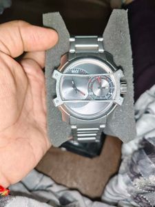 Beautiful Mens Fast-track Watch Big Size