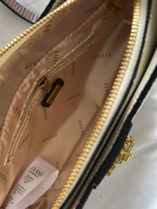 Guess Shoulder Bag
