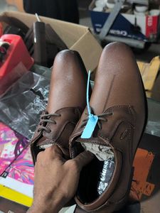 Red Chief Men's Brown Leather Formal Shoes