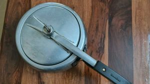 Pressure Cooker