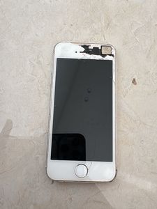 NOT Working -iPhone 5s Silver - For Parts