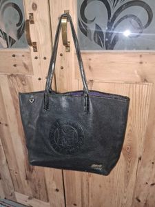 metro city Chic Black Leather Tote Bag