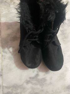 Black Faux Fur Trim Ankle Boots