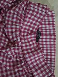 Cute Gingham Skirt with Bow Detail