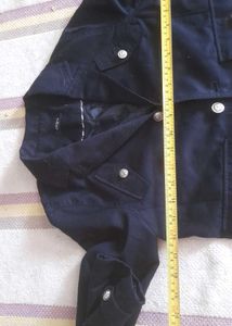 Chic Navy Blue Cropped Jacket