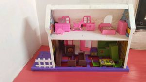 I Am Selling Toy House