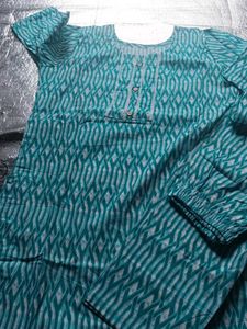 Elegant Teal Geometric Print Kurta