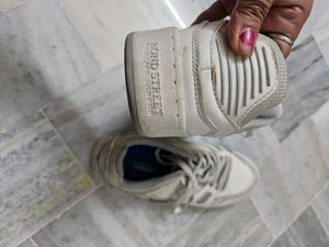 Men's White Casual Shoes