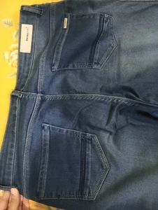 Stylish Blue Denim Jeans with Side Stripe