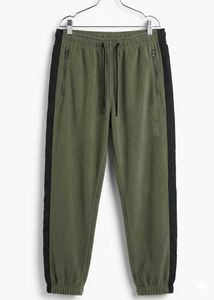 Nike Joggers - Olive Green