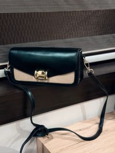 Chic Black &amp; Tan Crossbody Bag