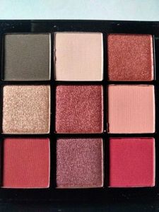Charming Eyeshadow Palette