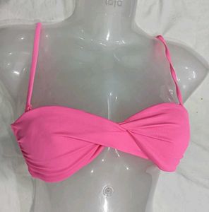 ❤️‍🔥 Bright Pink Twisted Bikini Top
