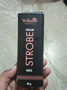 Vellasio Strobe Cream Gold