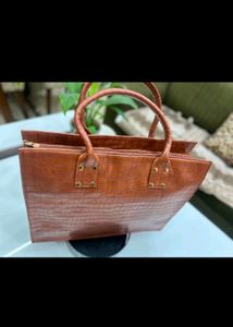 Stylish Croc Embossed Handbag