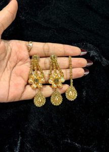 Gold-Tone Jewellery Set ✨️