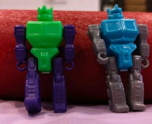 🎉 **For Sale:** Toys - Duo Action Figure!**
