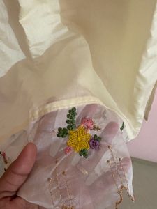 Embroidered Cream Kurta