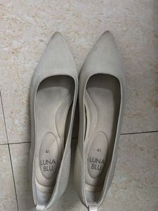Luna Blu off white Knit Pointed heels
