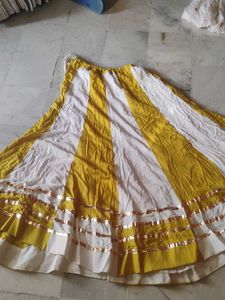 skirt with dupatta