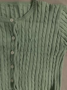 a cute knite cardigan