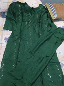 Elegant Green Sequined Kurta Set