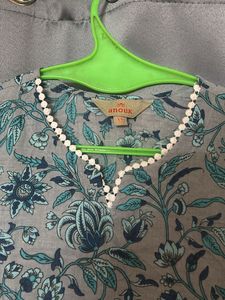Gray Floral Print Short Kurta with Lace