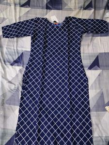 Navy Blue &amp; White Grid Print Straight Kurti