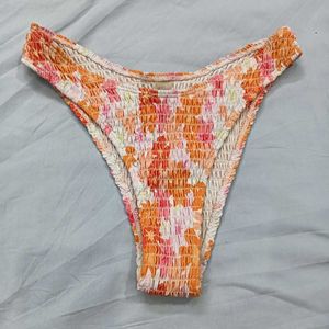 Smocked 😍Floral Bikini Bottom