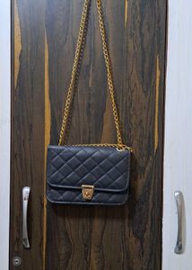 Chic Quilted Crossbody Bag