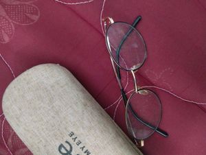 Glasses/Frames Gold