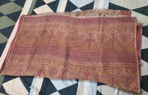 Freebies❤️With Elegant Printed Saree