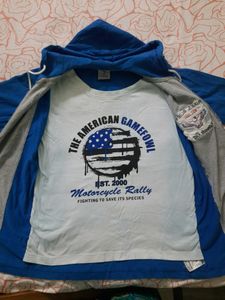 Blue full sleeve t-shirt with hoodie