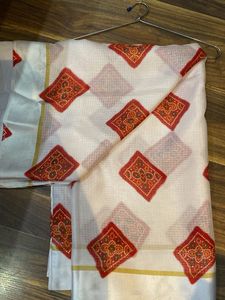 White Saree with Red Bandhani Print