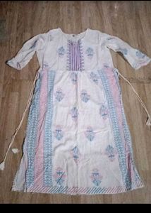 Combo 5 Kurta 3pants ,1dupatta So Beautiful